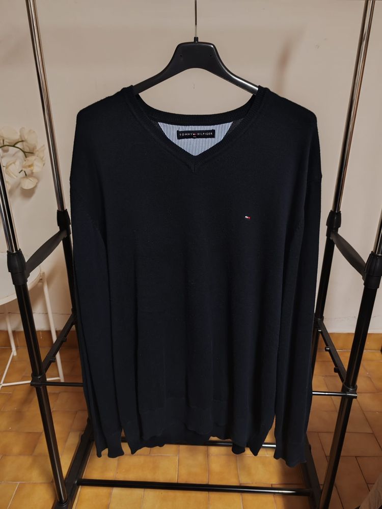 Tommy Hilfiger Black V-Neck Sweater